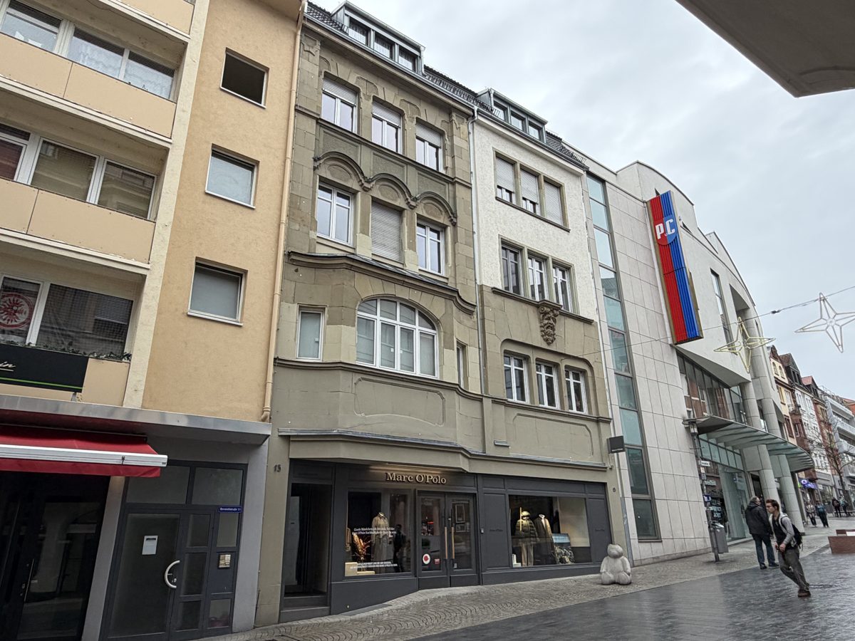 Wohn- und Geschäftshaus